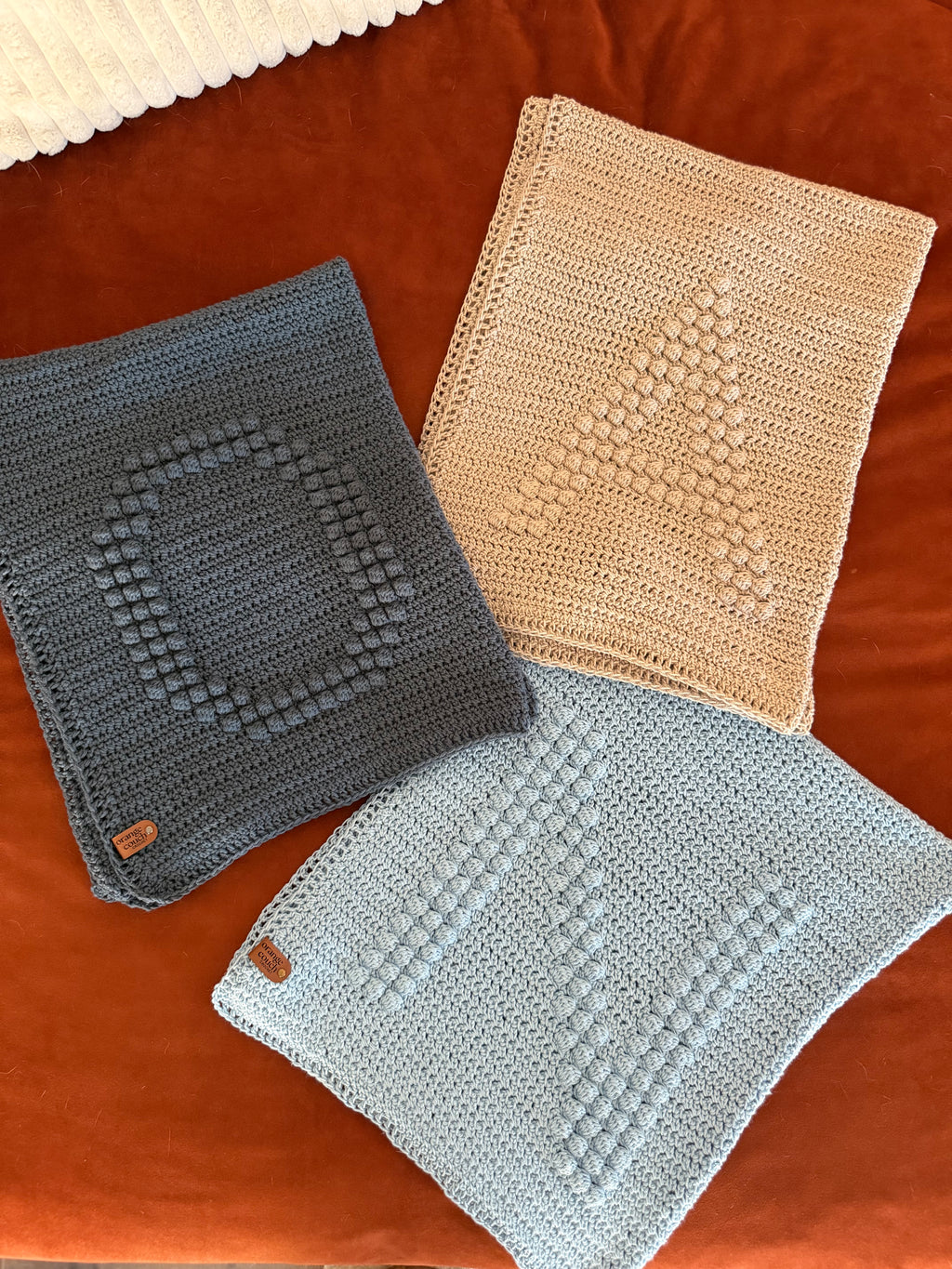 Single Letter Bobble Monogram Blanket Crochet Pattern